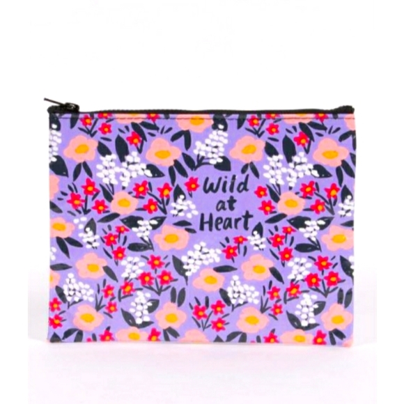 Blue Q Handbags - Blue Q WILD AT HEART ZIPPER POUCH